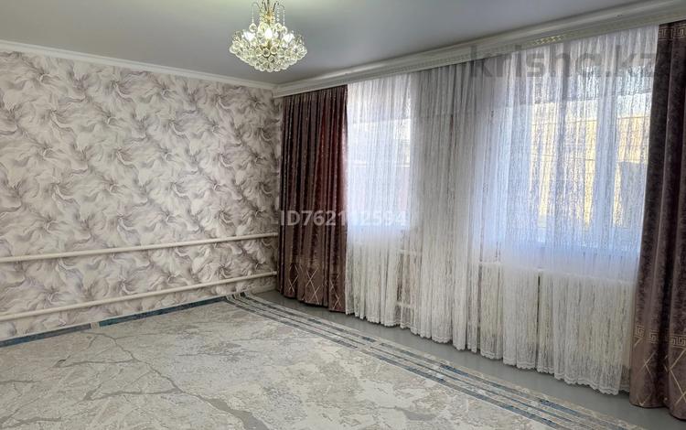Жеке үй · 9 бөлме · 190 м² · 19 жүзд., Жамбыл облысы,Жамбыл ауданы,Аса ауылы,Төле би 215, бағасы: 25 млн ₸ в Таразе — фото 2