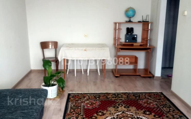 1-бөлмелі пәтер · 37 м² · 5/5 қабат, мкр 4 12, бағасы: 100 000 ₸ в Уральске — фото 2