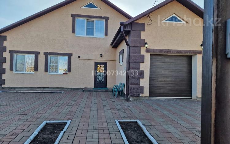 Отдельный дом · 4 комнаты · 233.4 м² · 8 сот., Рабочая за 55 млн ₸ в Уральске — фото 2