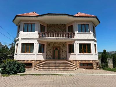 Отдельный дом · 5 комнат · 400 м² · 15 сот., мкр Тау Самал 164/6 за 379.5 млн ₸ в Алматы, Медеуский р-н