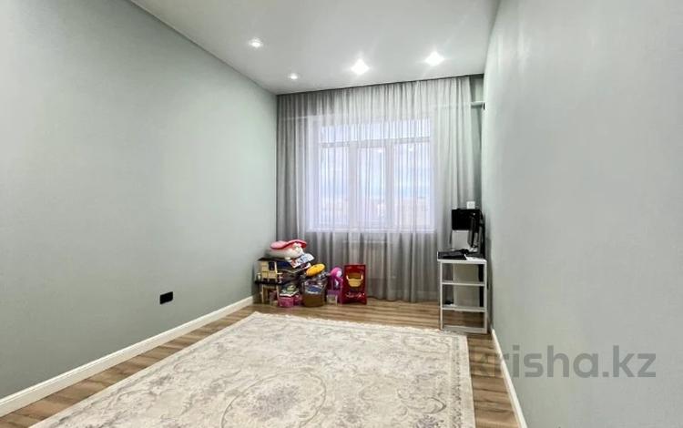 3-бөлмелі пәтер · 96 м² · 10/10 қабат, 20-й мкр 26, бағасы: 29.6 млн ₸ в Актау — фото 2