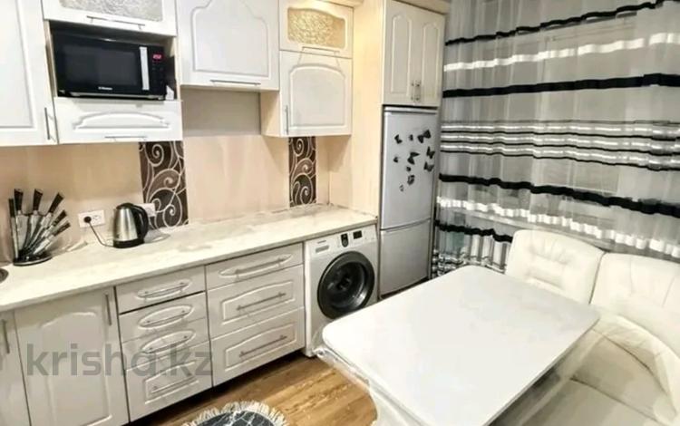 2-комнатная квартира · 50 м², Рахимова — Командировачным за 180 000 ₸ в Петропавловске — фото 3