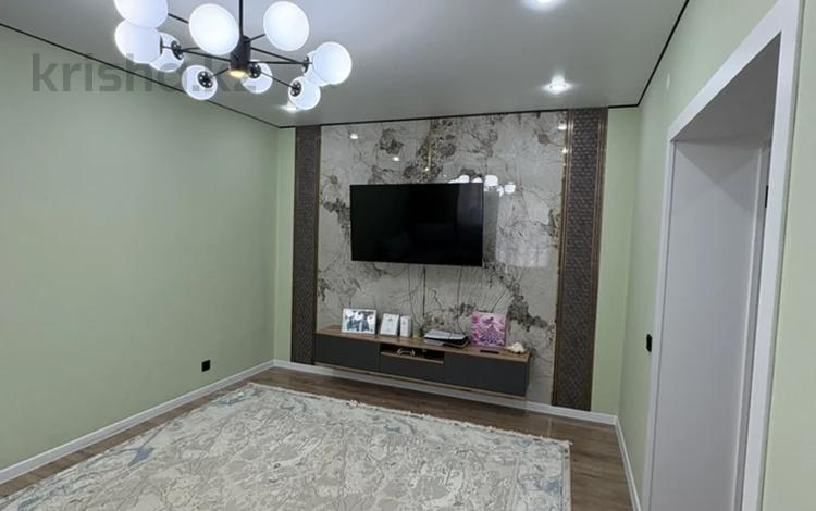 2-комнатная квартира · 63.4 м² · 3/9 этаж, мкр. Алтын орда за 30.5 млн ₸ в Актобе — фото 2