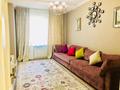 4-комнатная квартира, 200 м², 3 этаж помесячно, Аль-Фараби 21 за 1.2 млн 〒 в Алматы