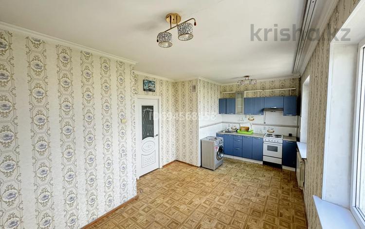 3-комнатная квартира, 80 м², 7/12 этаж, Назарбаева 173А за 26.5 млн 〒 в Талдыкоргане — фото 3