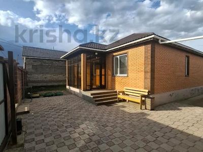 Отдельный дом · 4 комнаты · 140 м² · 10 сот., Береке 140 — Ынтымақ за 40 млн 〒 в Кояндах