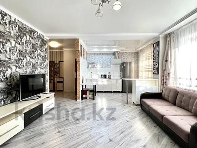 1-комнатная квартира, 48 м², 3/12 этаж посуточно, Жабаева 142 за 15 000 〒 в Петропавловске