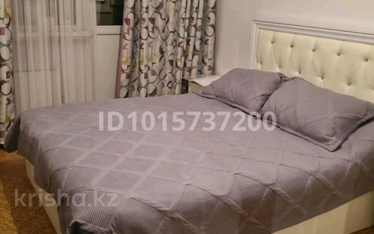 2-комнатная квартира · 60 м² · 9/9 этаж, мкр Аксай-1А за 36 млн ₸ в Алматы, Ауэзовский р-н — фото 2