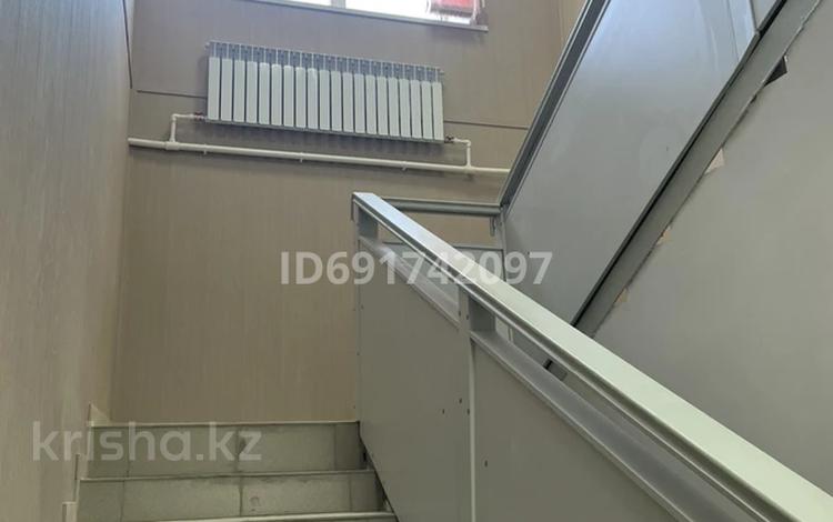 Офисы, склады · 10000 м² за 15 млн ₸ в Караганде, Казыбек би р-н — фото 2