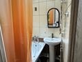2-комнатная квартира · 45.1 м² · 2/5 этаж, Майкудук, 13й микрорайон 25 — школа 54 за 10.5 млн ₸ в Караганде, Алихана Бокейханова р-н — фото 9