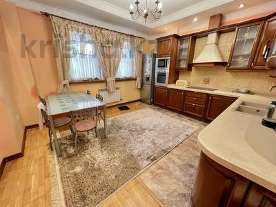 4-бөлмелі пәтер · 150 м² · 3/6 қабат, мкр Горный Гигант, Жамакаева, бағасы: 132 млн ₸ в Алматы, Медеуский р-н