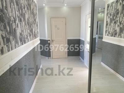 Продажа квартир в Атырауской обл.: 2-комнатная квартира · 75 м² · 5/5 этаж, мкр Нурсая, Мкр.Нурсая (Болашак) за 25.8 млн 〒 2-комнатная квартира · 75 м² · 5/5 этаж, мкр Нурсая, Мкр.Нурсая (Болашак) за 25.8 млн 〒 в Атырау
