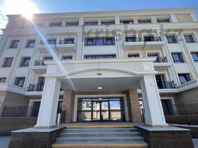4-бөлмелі пәтер · 195 м² · 4/5 қабат, Керей, Жанибек хандар 8а, бағасы: 260 млн ₸ в Астане, Есильский р-н