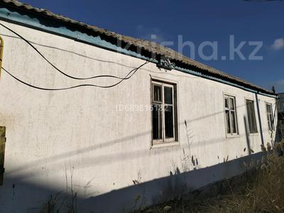 Жеке үй · 4 бөлме · 100 м², Центральный ш/а., Каженбаева 28, бағасы: 130 000 ₸ в Атырау, мкр Центральный