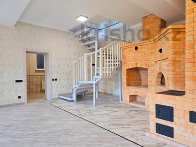 Жеке үй · 5 бөлме · 220 м² · 30 сот., Орталык — 9-Мамыр, бағасы: 63 млн ₸ в Мерей (Селекция)