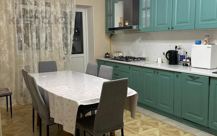 4-бөлмелі пәтер · 140 м² · 3/9 қабат, 32Б ш/а. 3, бағасы: 48 млн ₸ в Актау, 32Б мкр — фото 2