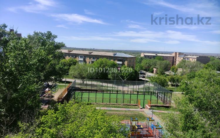 2-бөлмелі пәтер · 43.7 м² · 5/5 қабат, Майкудук, Майкудук, 11-й квартал 2, бағасы: ~ 10 млн ₸ в Караганде, Алихана Бокейханова р-н — фото 2