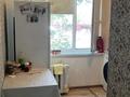 2-бөлмелі пәтер · 50 м² · 1/5 қабат, Баймухановы 47 — рядом полит.институт, бағасы: 15 млн ₸ в Атырау, мкр Привокзальный-1 — фото 7