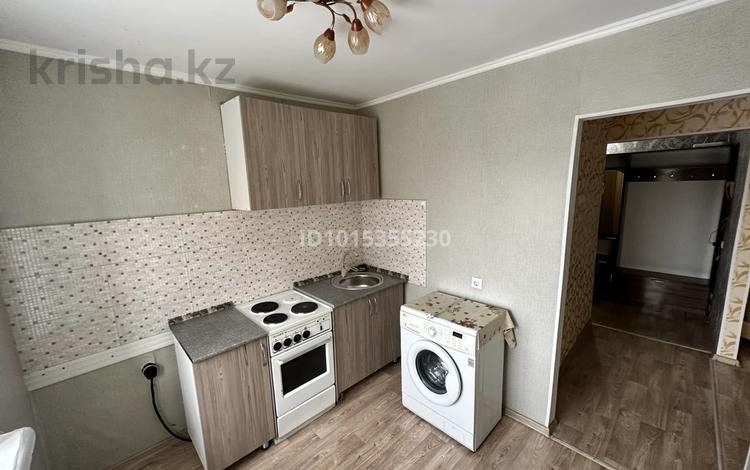 1-комнатная квартира · 38 м² · 3/5 этаж, Алашахана 13 за 180 000 ₸ в Жезказгане — фото 2