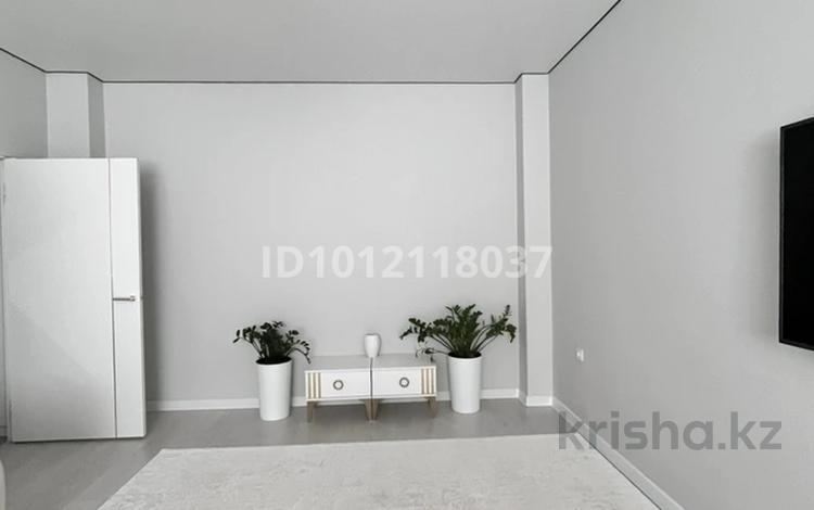 2-бөлмелі пәтер · 75 м² · 8/9 қабат, Абая — Возле Драматеатра, бағасы: 38 млн ₸ в Атырау — фото 19