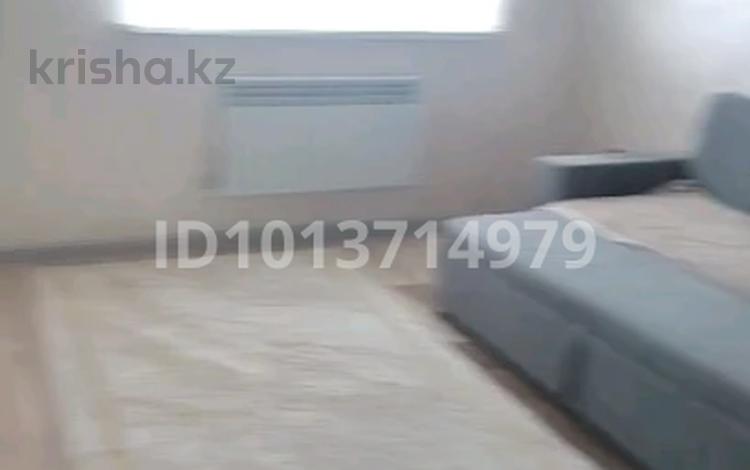 1-бөлмелі пәтер · 42 м² · 1/5 қабат, мкр. Алтын орда, Алтын Орда 353/1 27, бағасы: 12 000 ₸ в Актобе — фото 2