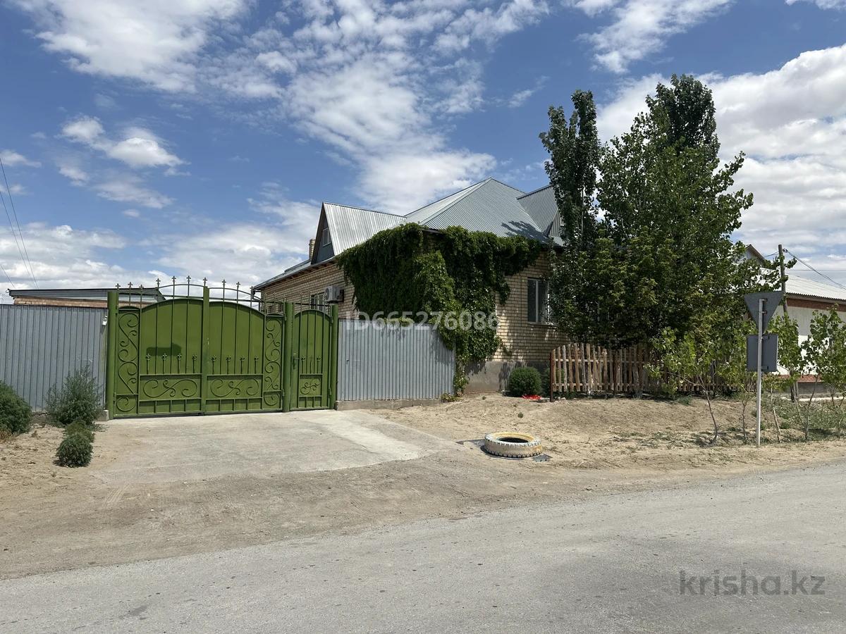 Отдельный дом · 4 комнаты · 250 м² · 10 сот.