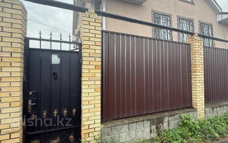 Отдельный дом · 6 комнат · 227 м² · 15 сот., Досжанова за 320 млн ₸ в Костанае — фото 2
