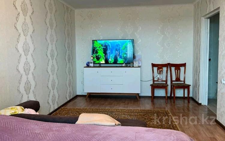 2-бөлмелі пәтер · 64 м² · 8/10 қабат, 12 ш/а., бағасы: 19.5 млн ₸ в Актобе, мкр 12 — фото 2