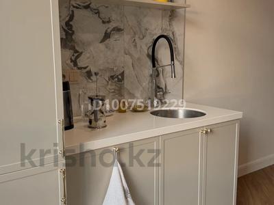 3-комнатная квартира · 76 м² · 7/12 этаж, мкр Жеруйык, Маденова 1В — Toyota center за ~ 63 млн 〒 в Атырау