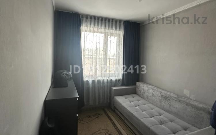 3-комнатная квартира · 65.1 м² · 6/9 этаж, Старый Майкудук, 15 мкр 26/2 за 15.1 млн ₸ в Караганде, Алихана Бокейханова р-н — фото 2