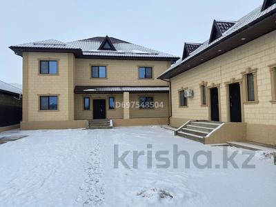 Отдельный дом · 8 комнат · 400 м² · 8 сот., мкр Самал, Берик Коркытов 27А за 180 млн 〒 в Атырау