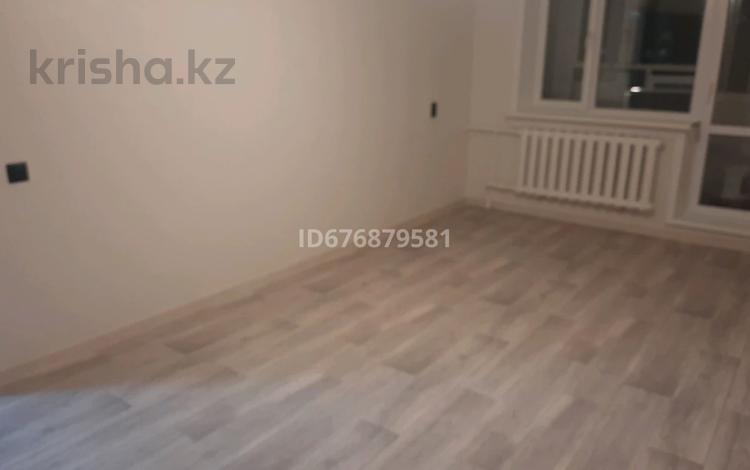 3-комнатная квартира · 60 м² · 5/5 этаж, 6 мкр 39 за 10.5 млн ₸ в Степногорске — фото 2