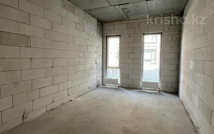 2-комнатная квартира · 57 м² · 1/4 этаж, мкр. Ак Шагала 10/4 за 26.5 млн ₸ в Атырау — фото 2