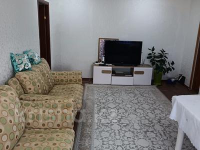 3-бөлмелі пәтер · 88 м², Желтоксан 14, бағасы: 300 000 ₸ в Жезказгане