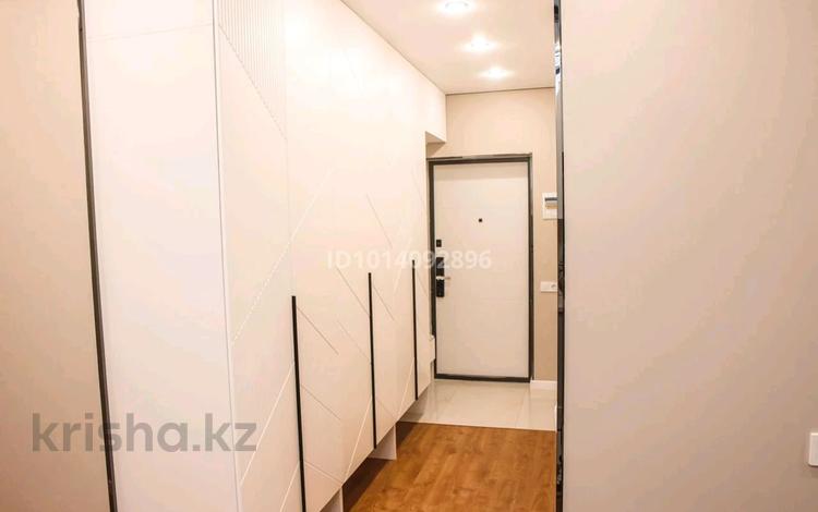 3-бөлмелі пәтер · 60 м² · 7/13 қабат, Муратбаева 14, бағасы: 47 млн ₸ в Алматы, Алмалинский р-н — фото 2