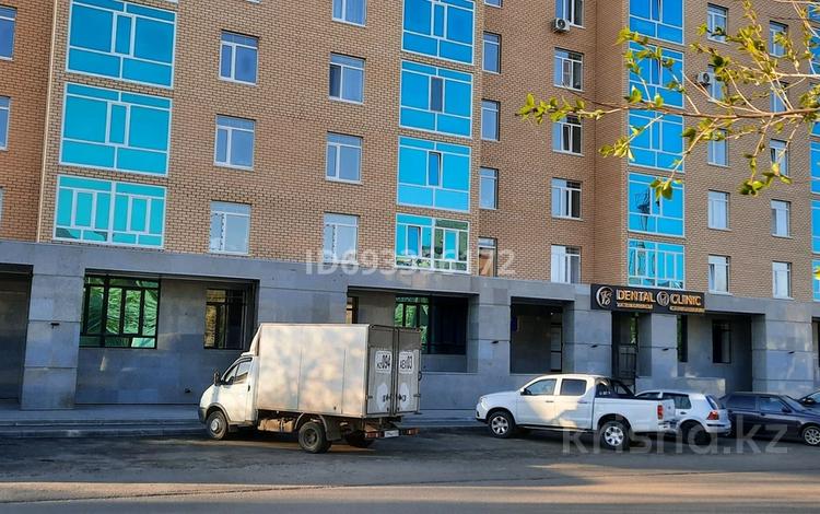 2-комнатная квартира, 63 м², 2/10 этаж, Аульбекова 33 — кенесары за 30 млн 〒 в Кокшетау — фото 2