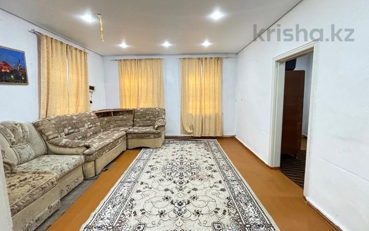 Отдельный дом · 3 комнаты · 45 м² · 4.5 сот., Некрасова за 12.5 млн ₸ в Костанае — фото 2