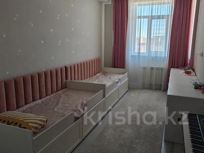3-комнатная квартира · 120 м² · 12/14 этаж, 17-й мкр, 17 мкрн 7 за 46 млн 〒 в Актау