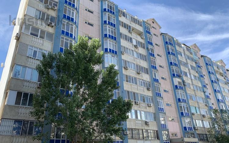 3-комнатная квартира · 81 м² · 6/9 этаж, Сатпаева 2Г за 200 000 ₸ в Атырау — фото 27