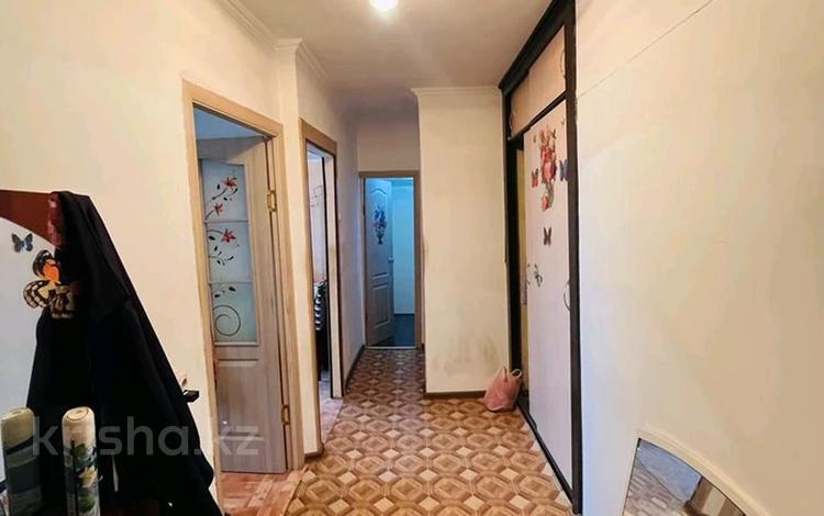 2-бөлмелі пәтер · 54 м² · 4/5 қабат, Конаева — Тоймарт , Колледж, бағасы: 16 млн ₸ в Талдыкоргане, мкр Самал — фото 2