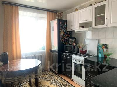 Продажа квартир в Карагандинской обл.: 3-комнатная квартира · 67 м² · 7/9 этаж, Озерная за 12.5 млн 〒 3-комнатная квартира · 67 м² · 7/9 этаж, Озерная за 12.5 млн 〒 в Темиртау