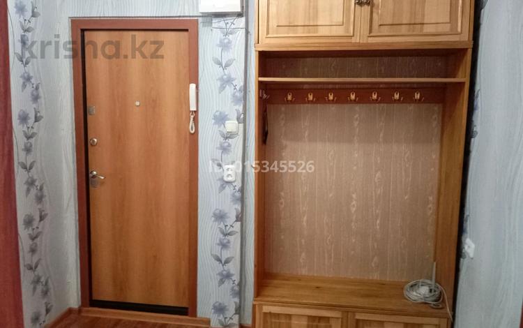 3-комнатная квартира · 62 м² · 2/5 этаж, проспект Сатпаева — Центр, пр Сатпаева 119. за 21.2 млн ₸ — фото 2