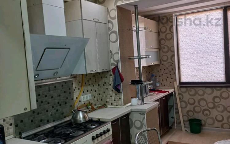 4-бөлмелі пәтер, 92 м², 1/5 қабат, 28-й мкр 16, бағасы: 27 млн 〒 в Актау, 28-й мкр — фото 2