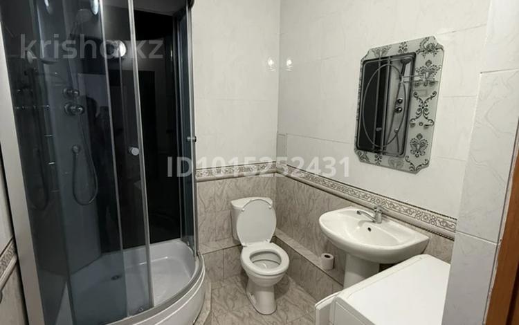 1-комнатная квартира · 46 м² · 5/5 этаж, мкр Жас Канат за 180 000 ₸ в Алматы, Турксибский р-н — фото 2