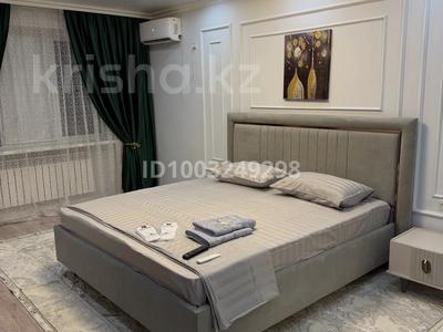 1-комнатная квартира · 40 м² · 4/5 этаж, Абая 50 — Универсам центре города за 15 000 ₸ в 