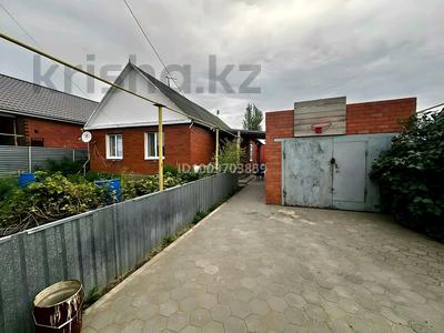 Жеке үй · 3 бөлме · 70 м² · 5 жүзд., Квартал 40. 13 — Находиться в районе Костанай плаза, бағасы: 45 млн ₸