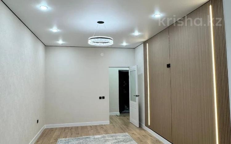 1-комнатная квартира · 42.5 м² · 3/5 этаж, мкр 12, бактыбай батыра за 18.5 млн ₸ в Актобе — фото 2