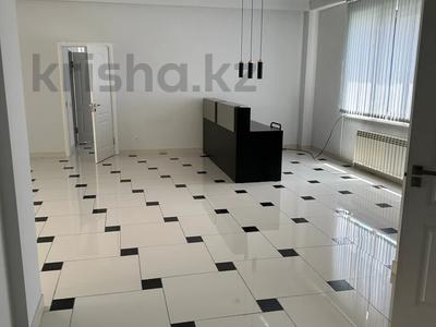 Свободное назначение, офисы, общепит, салоны красоты, медцентры и аптеки, образование, развлечения · 360 м² за 450 млн 〒 в Алматы, Медеуский р-н