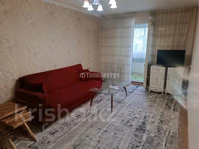 2-комнатная квартира · 52 м² · 2/5 этаж, 16-й микрорайон, 16-й микрорайон — Магазин Коктем за 220 000 〒 в Шымкенте, Аль-Фарабийский р-н