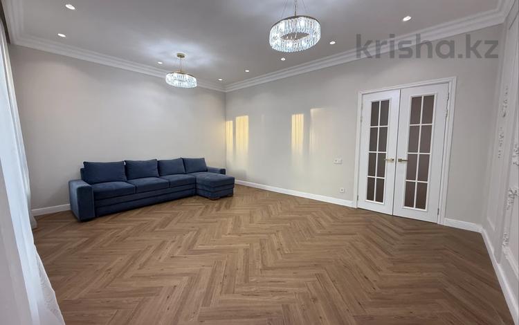 4-комнатная квартира · 205 м² · 6/6 этаж, Сыганак 58/1 за 210 млн ₸ в Астане, Есильский р-н — фото 2